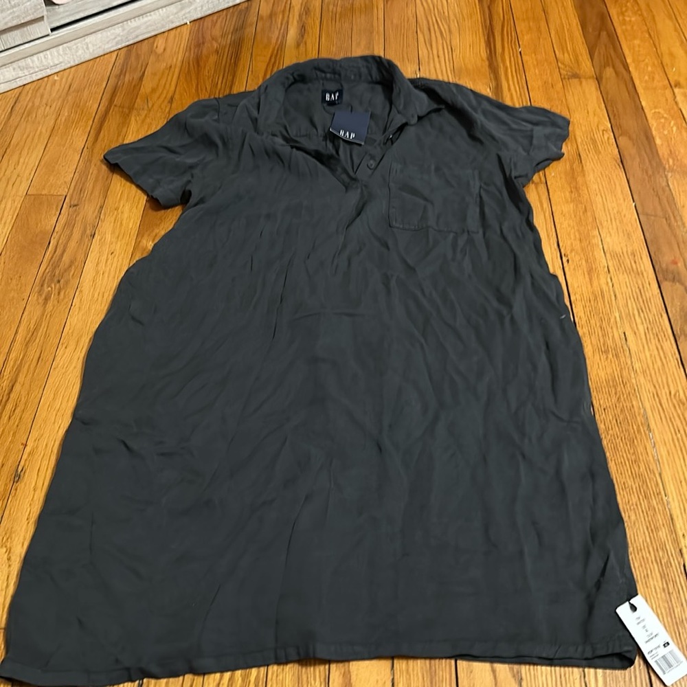 Women’s GAP dark gray medium relaxed dress NWT!